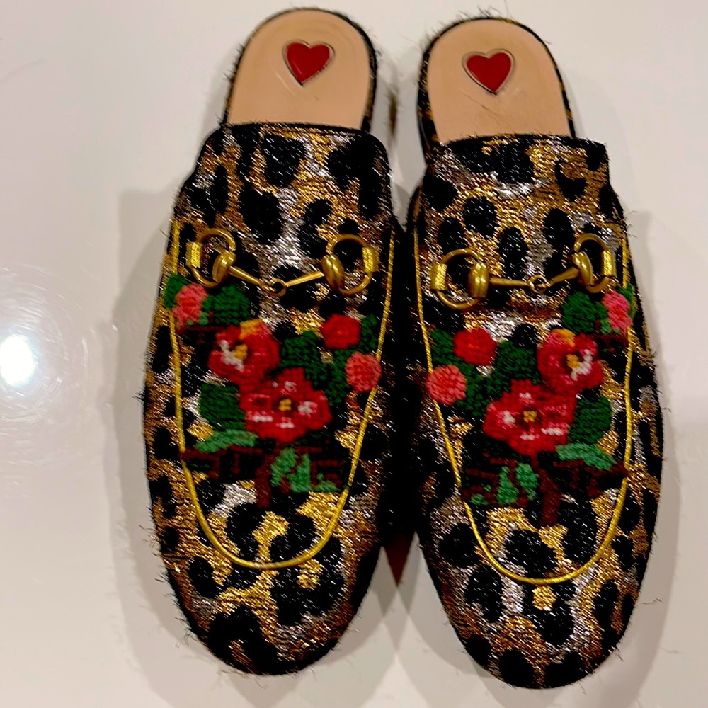 Gucci slides